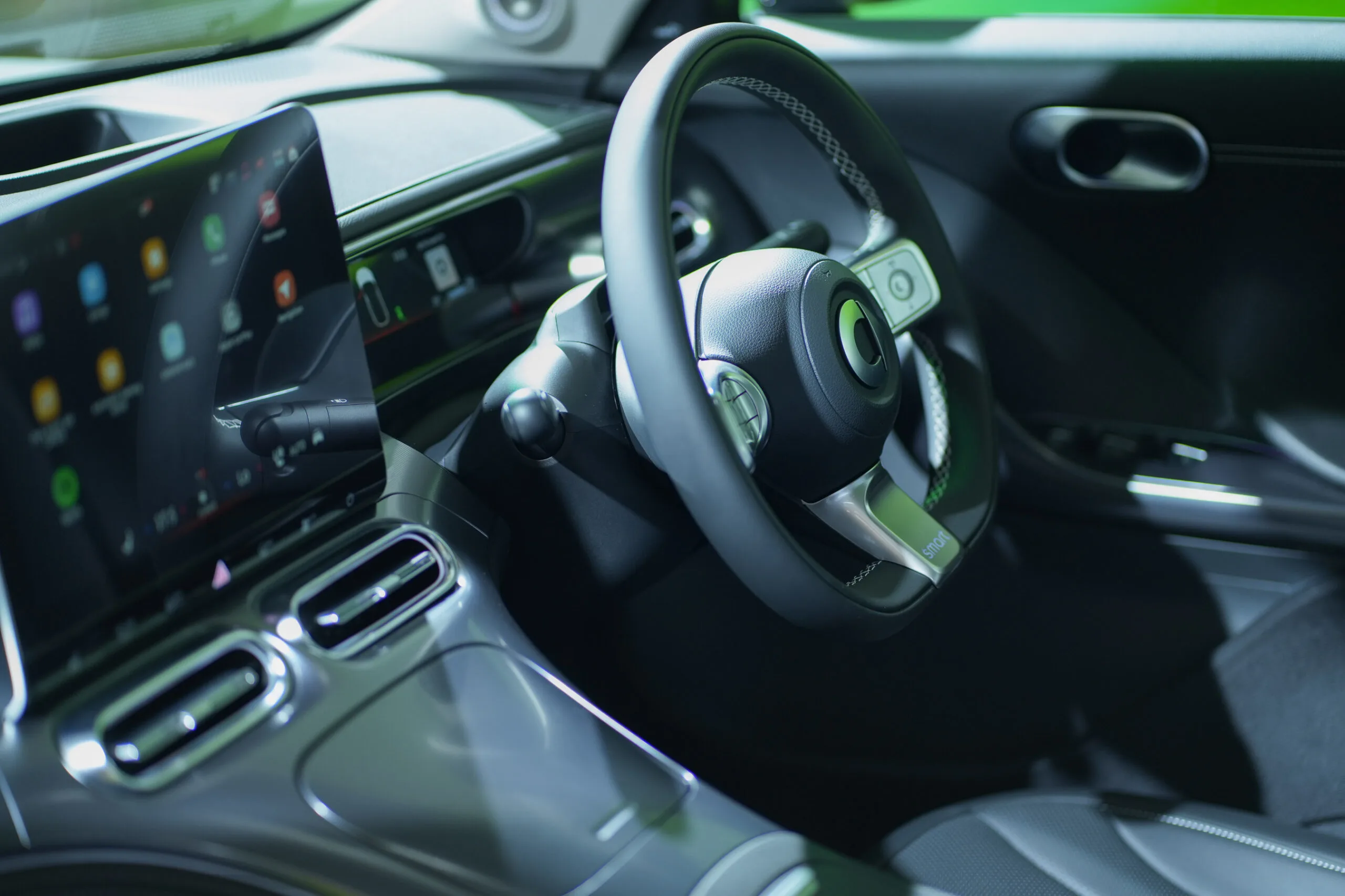สามรุ่นใหม่ Smart EV บุกตลาดพรีเมียม ชนตรงกลุ่มราคารถไฟฟ้า 1.4 ล้าน