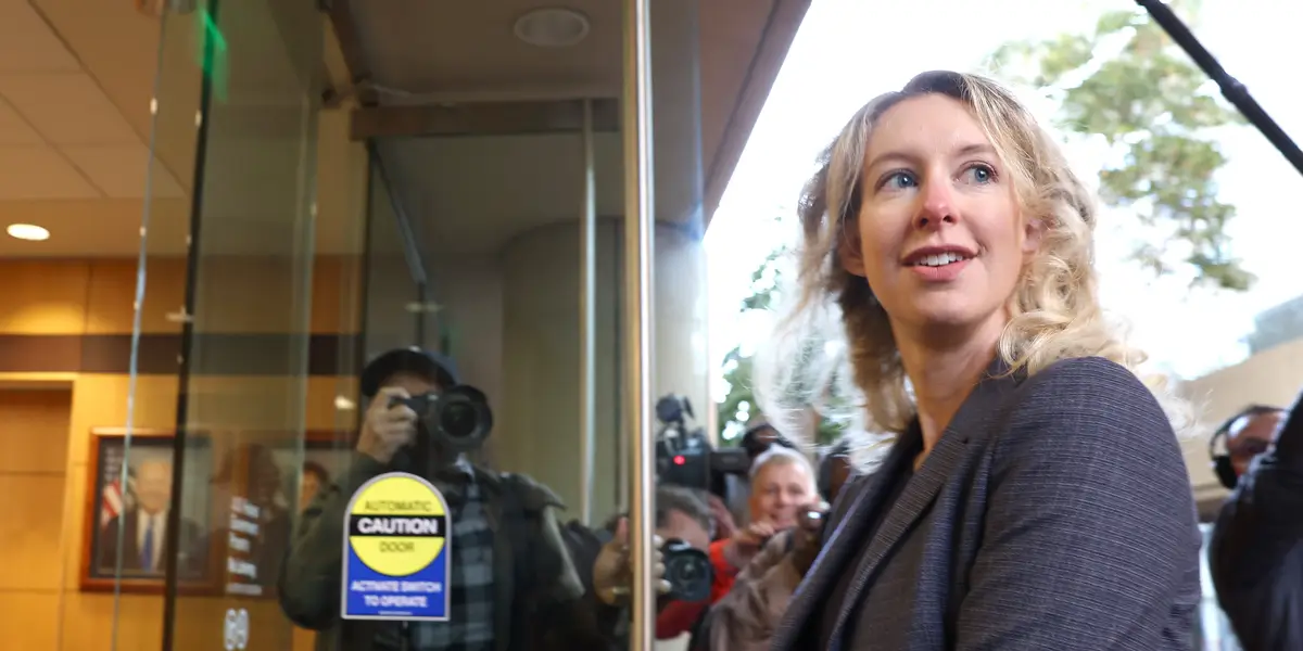 You Can See Everything สารคดีที่ทำให้เราเห็นความเป็นมนุษย์ของ Elizabeth Holmes