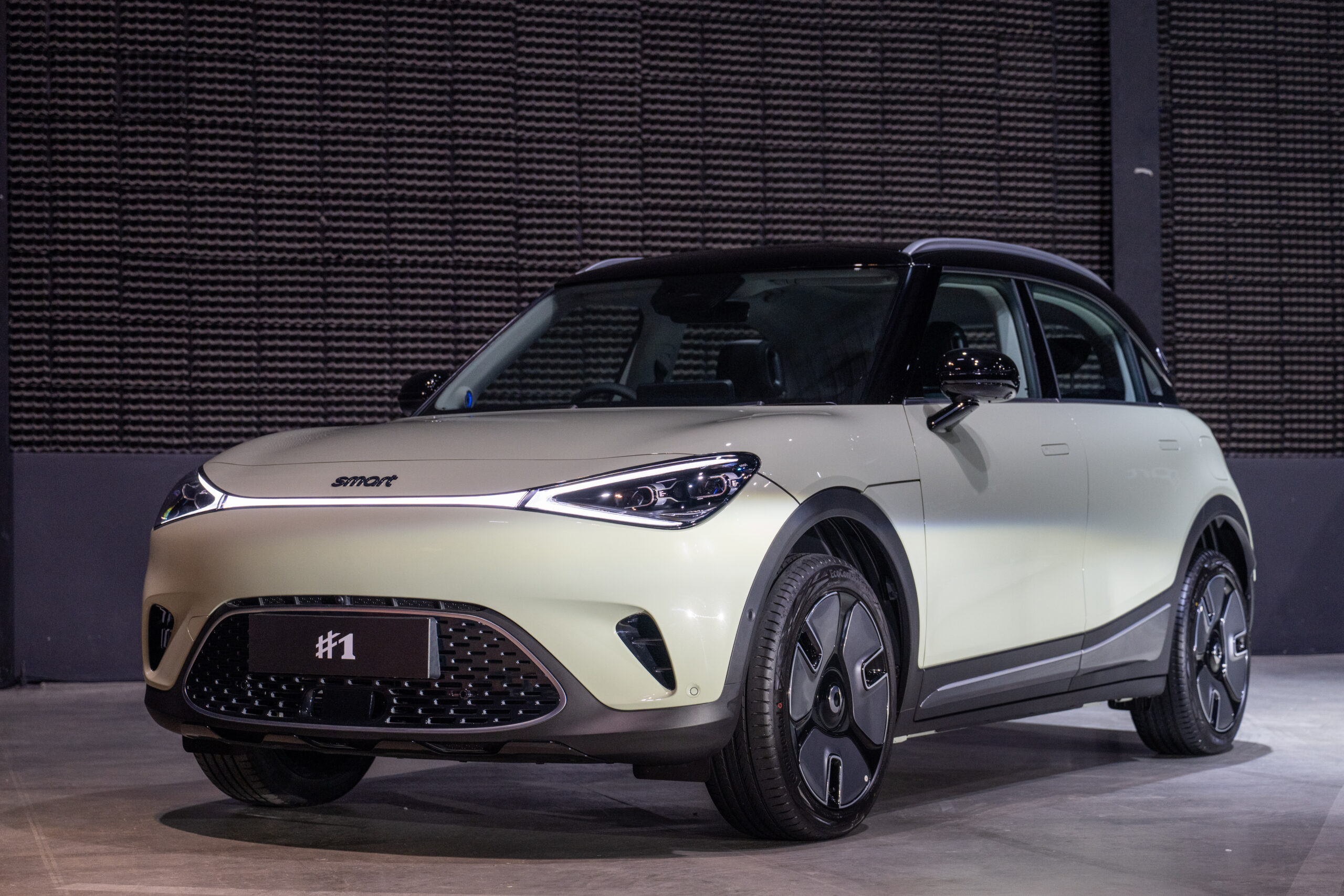สามรุ่นใหม่ Smart EV บุกตลาดพรีเมียม ชนตรงกลุ่มราคารถไฟฟ้า 1.4 ล้าน
