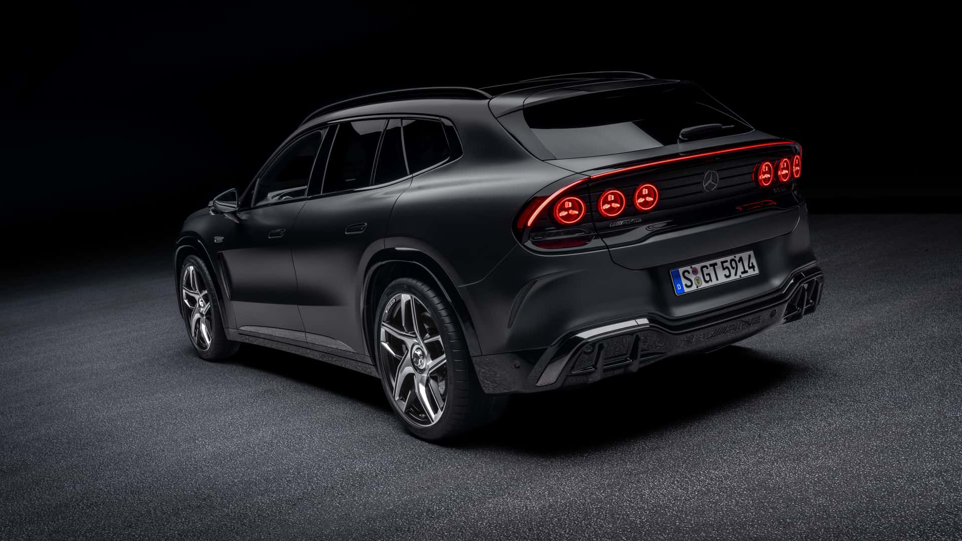 Mercedes-AMG GT SUV รถลักซ์ชัวรี่ไฟฟ้าท้าชนสมรรถนะสูง