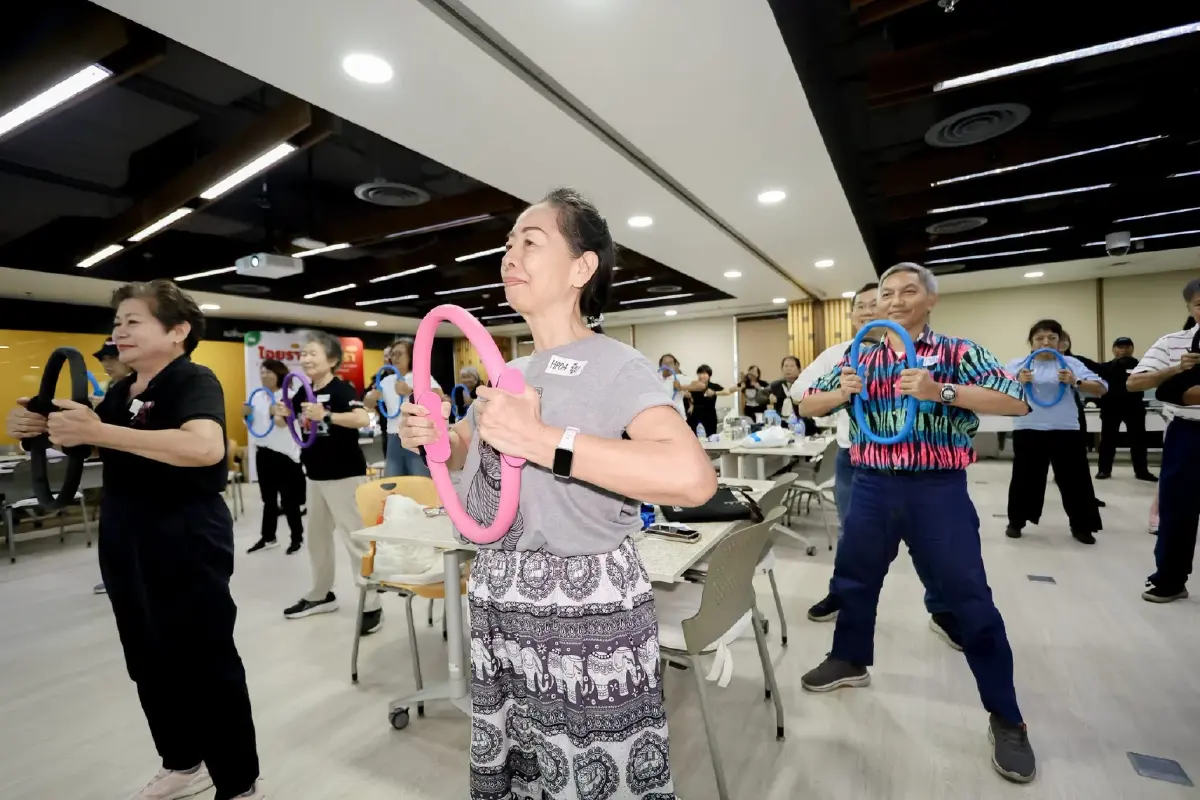 งานสำหรับผู้สูงอายุวัย 50+ ที่เป็นเครื่องยนต์ลับของเศรษฐกิจ
