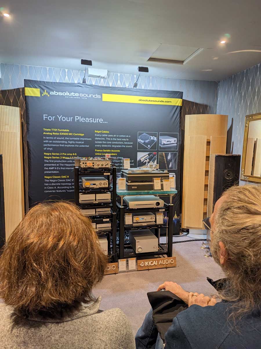 Nagra AMP II-S vs NuPrime Evolution STA ศิลปะของแอมพลิฟายเออร์สเตอริโอระดับอ้างอิง
