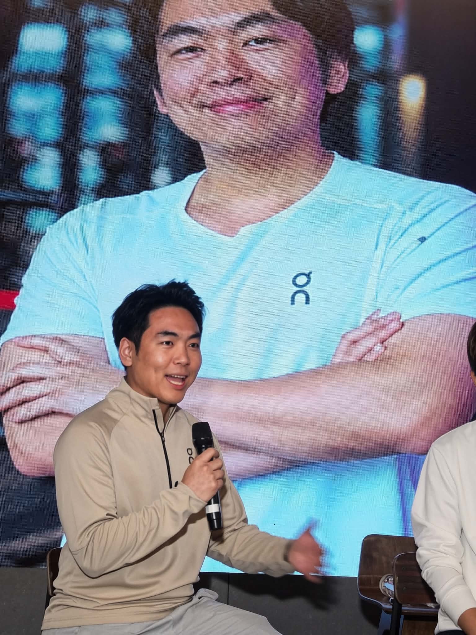 ฟิตเนสเรสซิ่ง HYROX ระเบิดเทรนด์ เมื่อการออกกำลังกายกลายเป็นสนามแข่ง