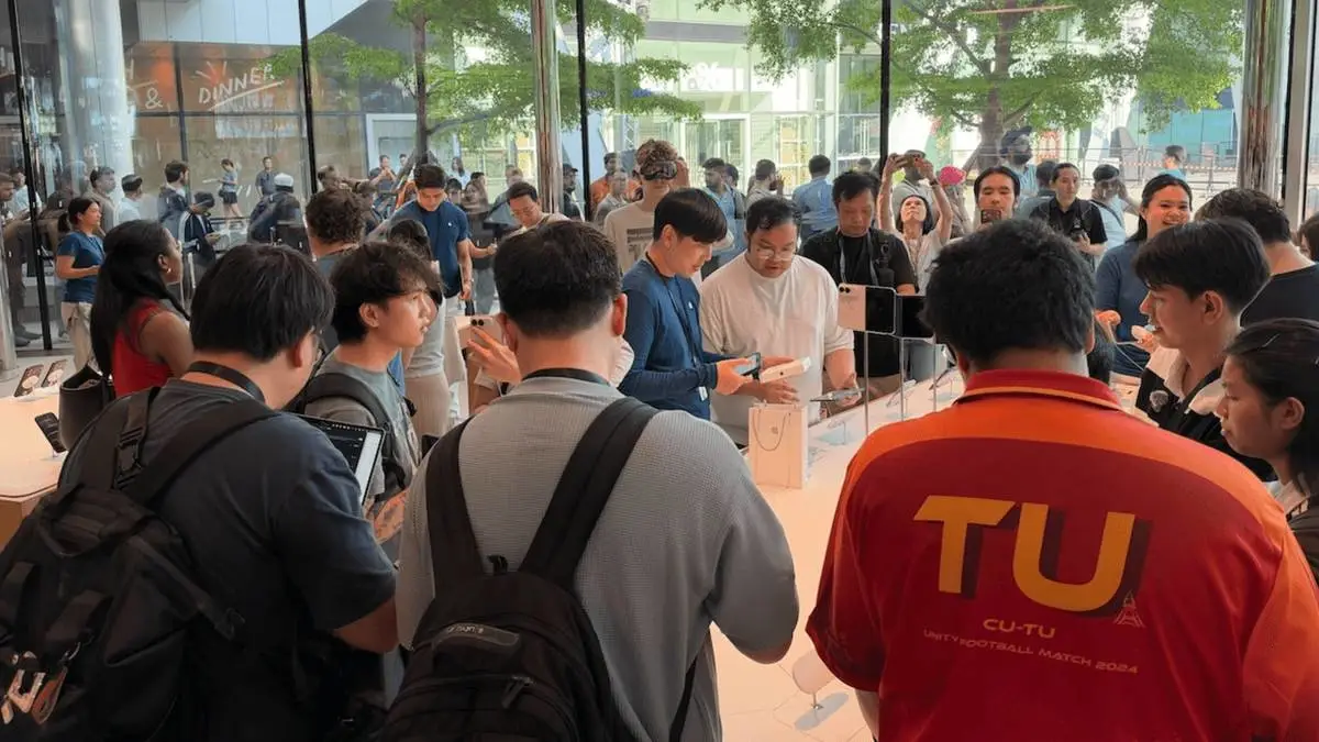 ฟีเวอร์ตลาดรีเซล iPhone Duo เมื่อจอพับกลายเป็นสินค้าทำกำไร