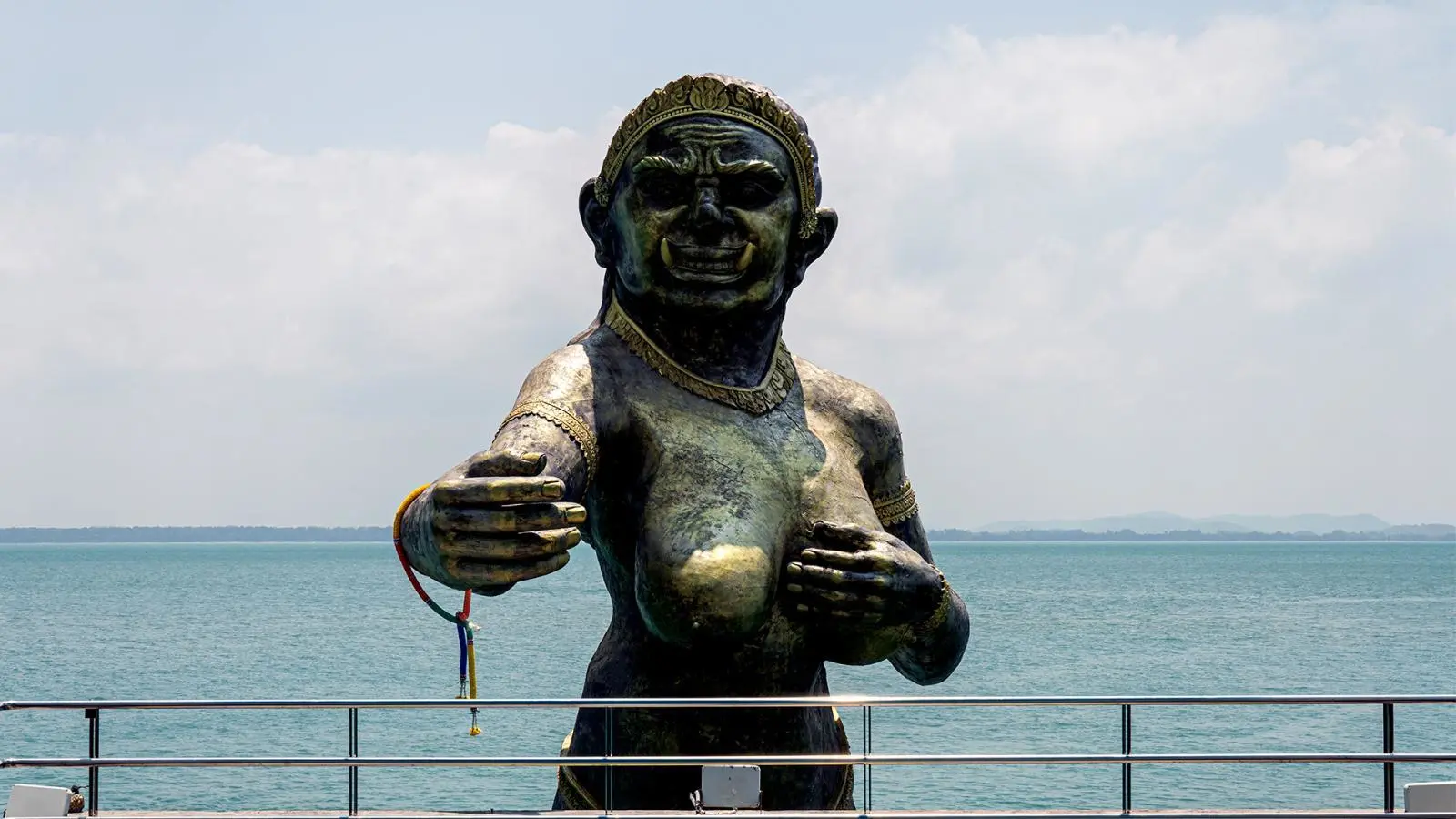 ชายหาดใกล้กรุงเทพ 4 พิกัดพักใจสำหรับวันหยุดสั้น