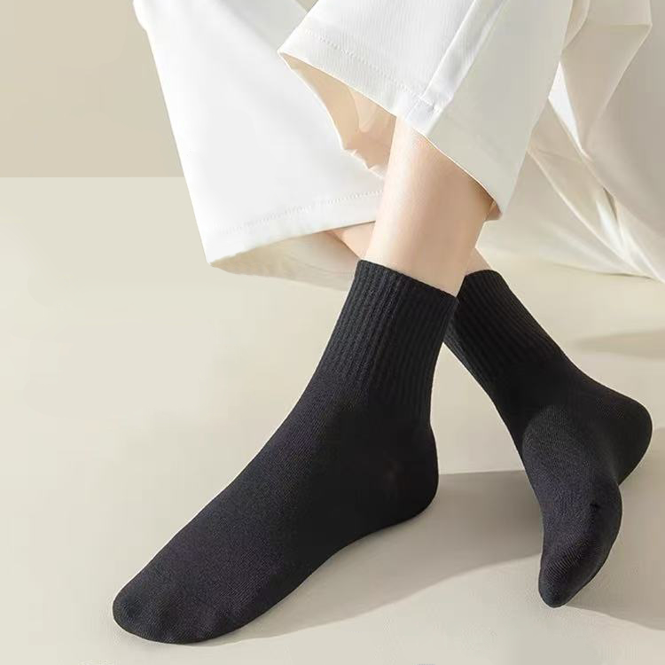 ราคาลดลงใหม่: 12คู่ ถุงเท้าใส่ทํางาน