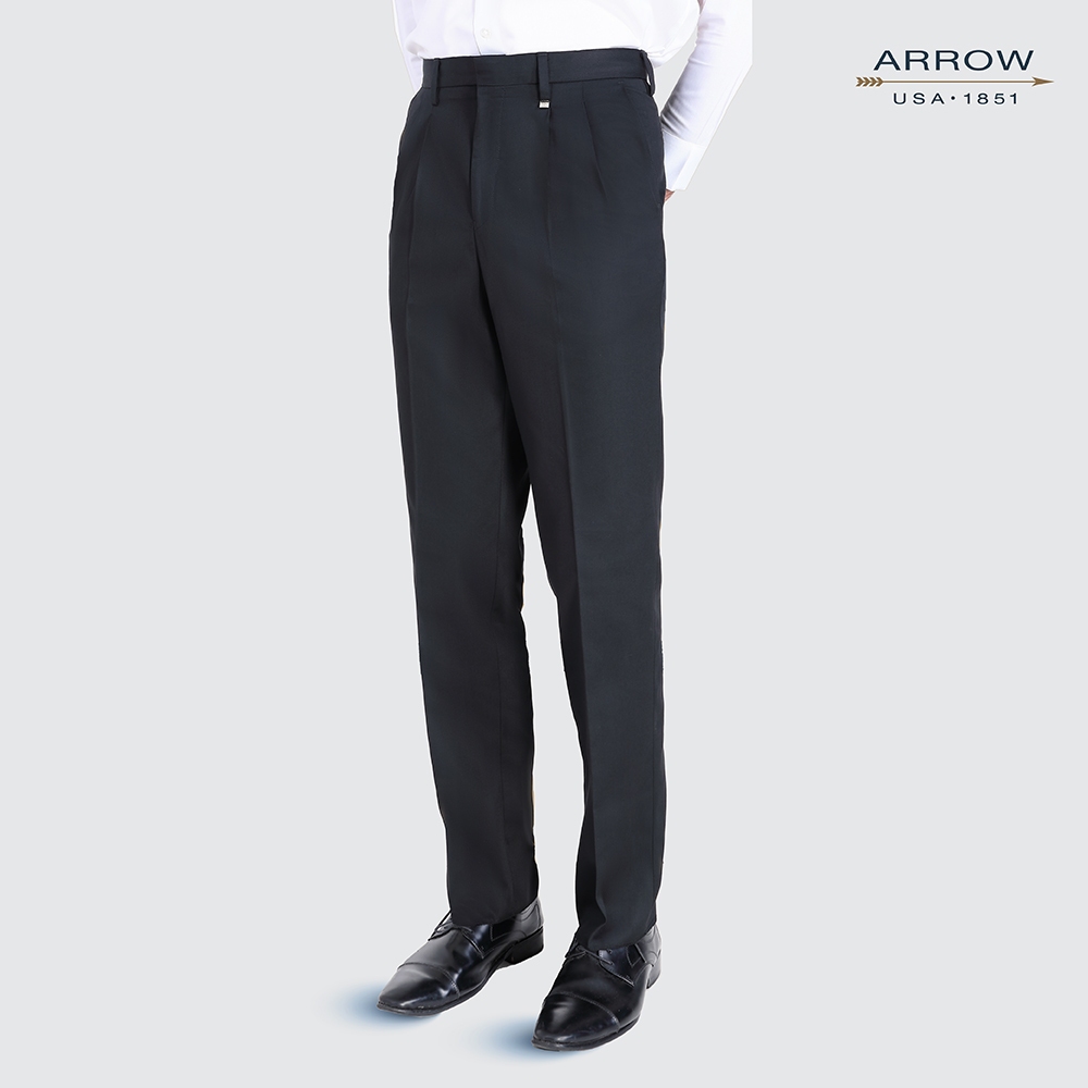 ราคาลดลงใหม่: ARROW กางเกงสแล็ค มีจีบ สีดํา ทรง (ทรงหลวม)