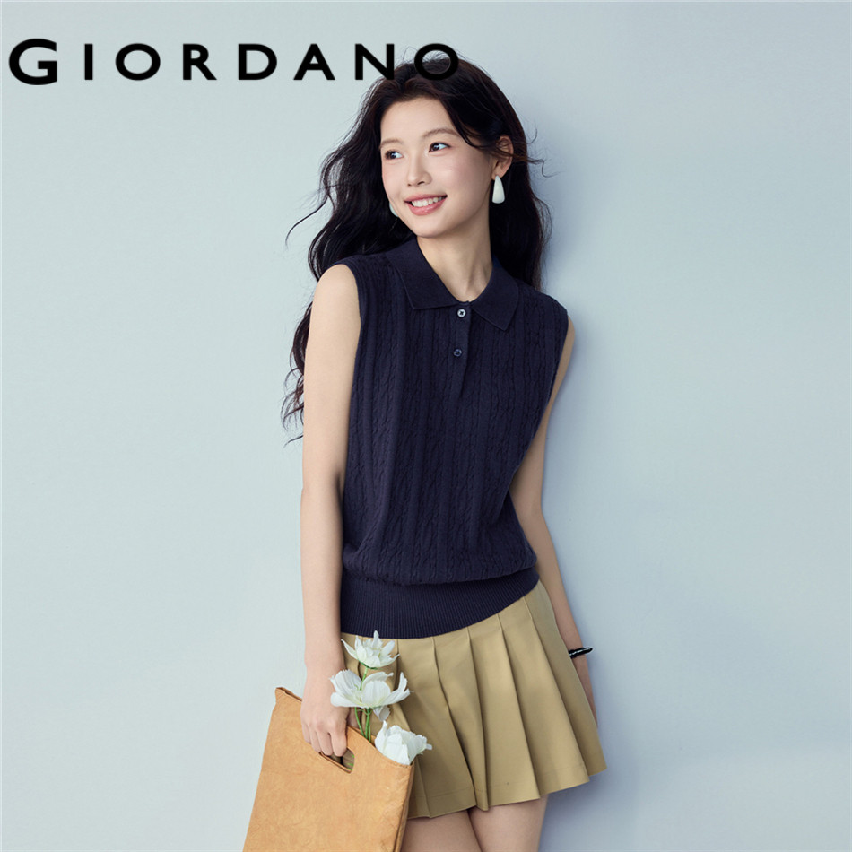 ราคาลดลงใหม่: GIORDANO WOMEN Collared