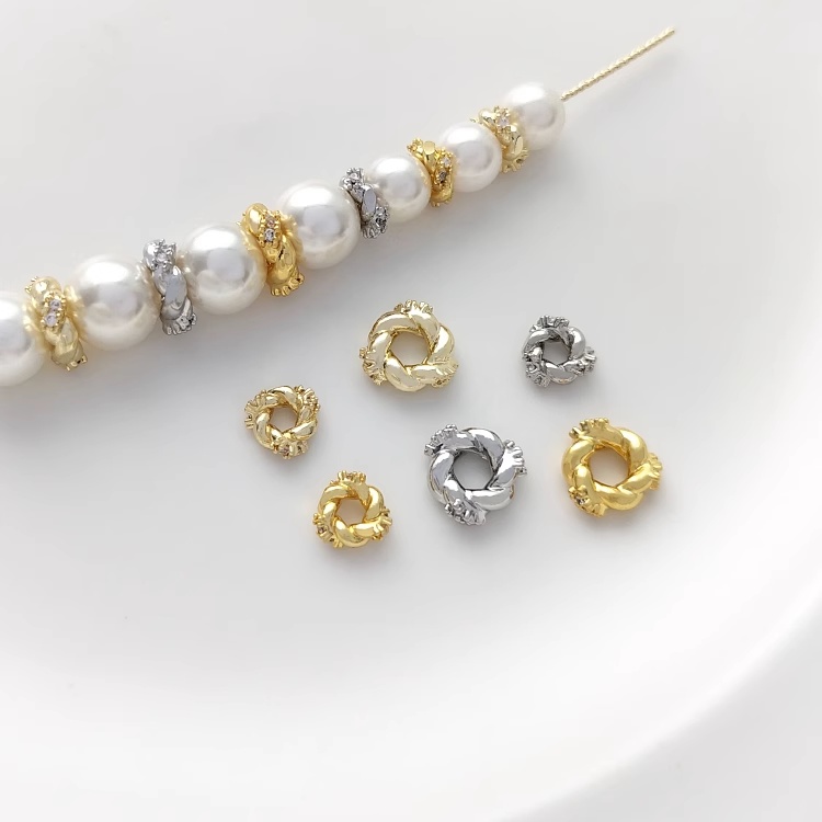 ราคาลดลงใหม่: ลูกปัดทองคําขาว 14K 18K
