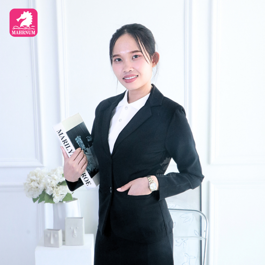 ลด 14.4% เสื้อสูท(ผู้หญิง-สีดํา)