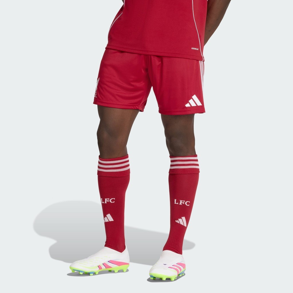ลด 30%: adidas ฟุตบอล
