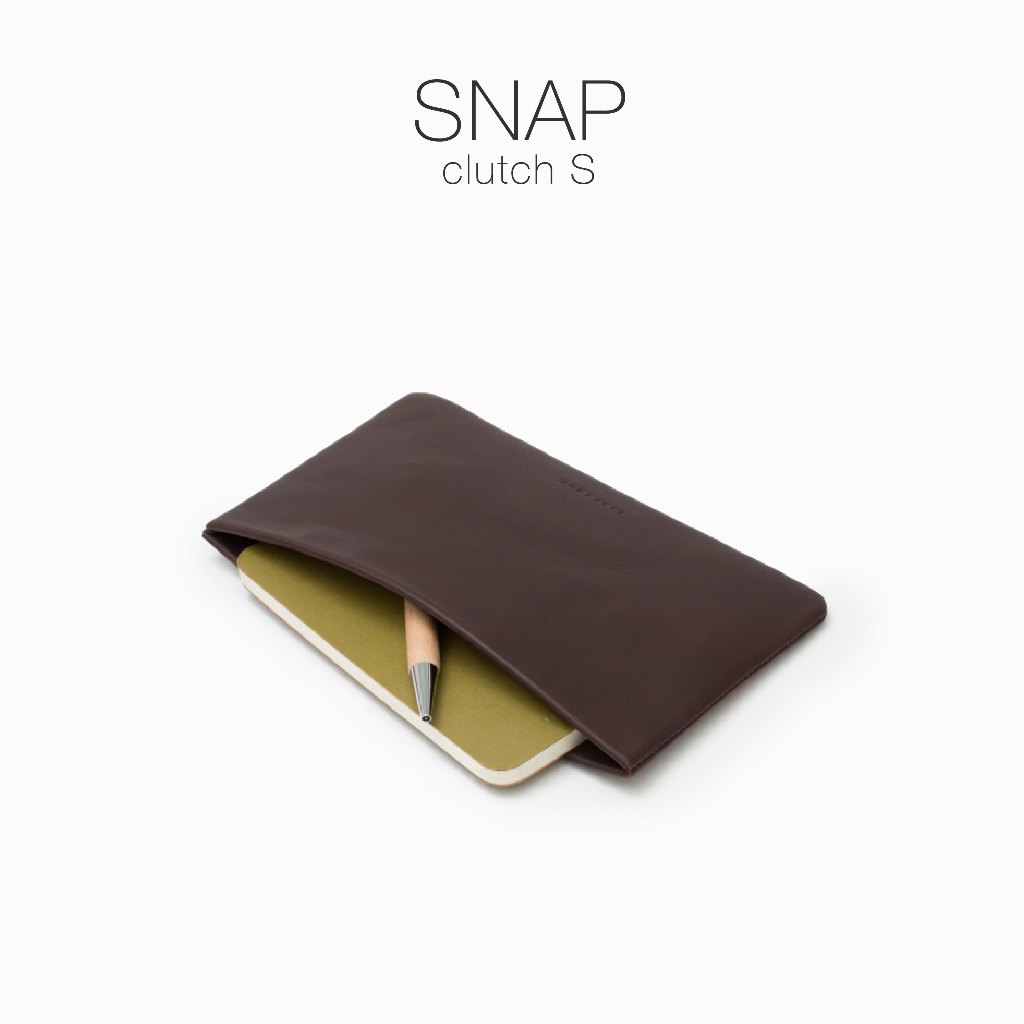 ราคาลดลงใหม่: labrador SNAP clutch S กระเป๋าอเนกประสงค์ (LAA142)