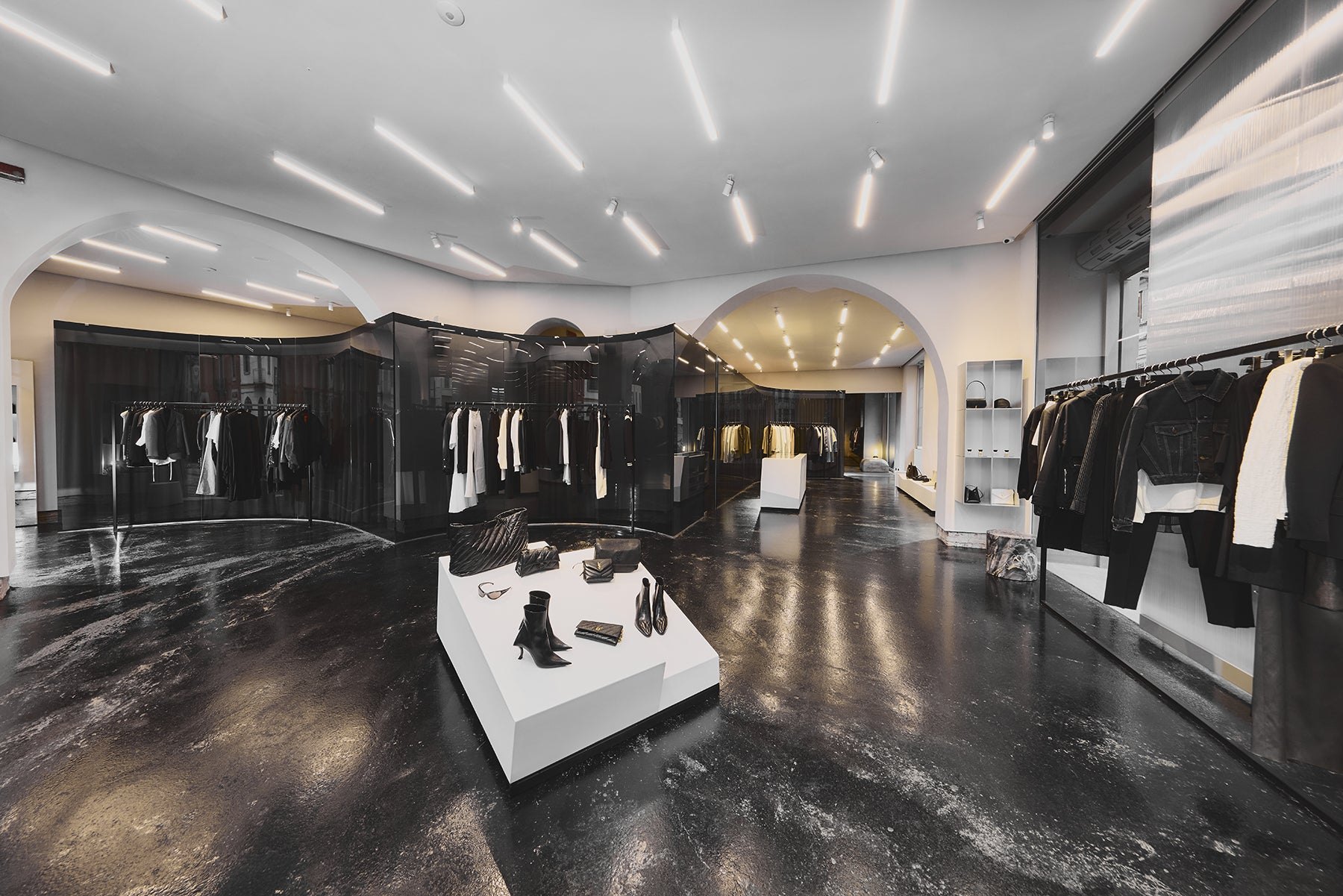 ภาพหลักของแบรนด์ Antonioli