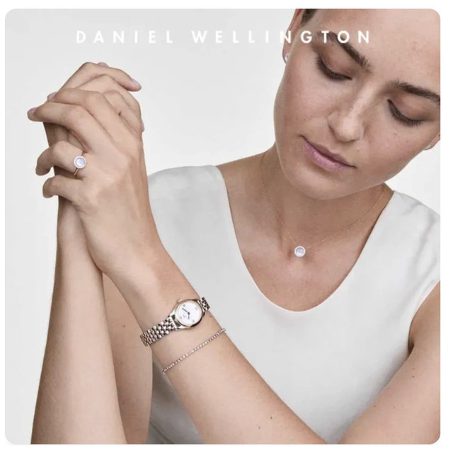 Daniel Wellington Gift Set – Ophelia Mini Beans Link Two-Tone White Rose Gold / Silver + Classic Tennis Bracelet Apricot Silver  เซ็ตนาฬิกาและกำไลสุดละมุน ที่ผสมความหรูแบบสองโทนได้อย่างลงตัว