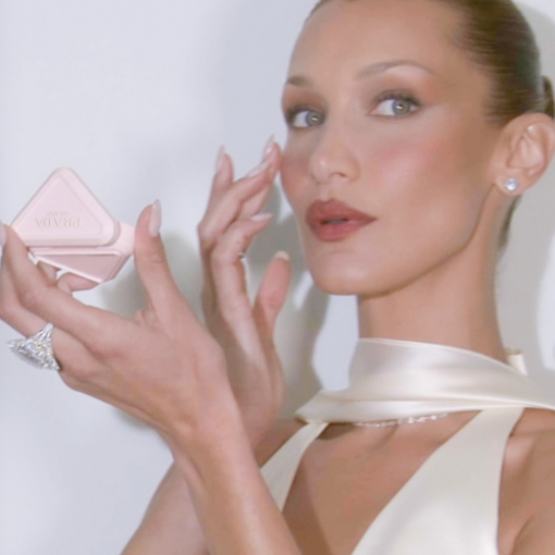 Prada Beauty เปิดตัว Bella Hadid แบรนด์แอมบาสเดอร์คนแรก เปิดตัวบลัชใหม่