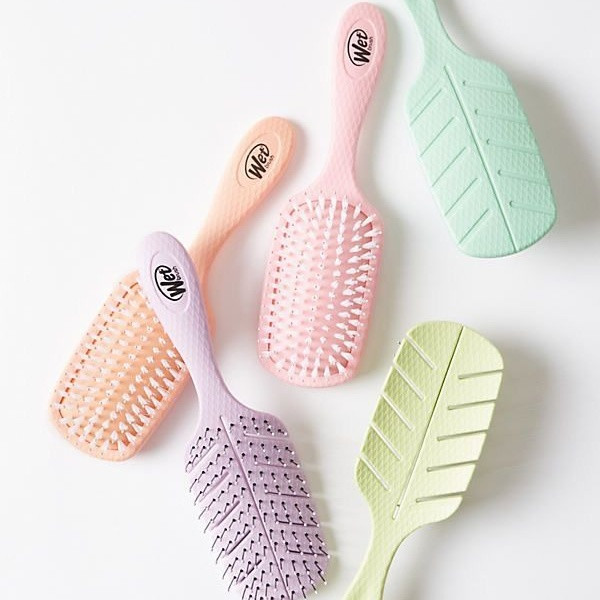 Wet Brush หวีคู่ใจสายผมสวย