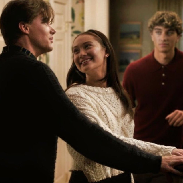 ความสัมพันธ์ไม่ชัดเจนเหมือนสายไฟพันกัน ทางออกอยู่ตรงไหน