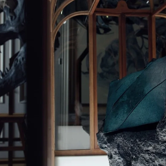  "The Rex Bag" แฟชั่นสะท้านโลก! กระเป๋าจากหนัง T-Rex
