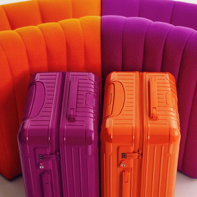 RIMOWA สีใหม่ Orange และ Magenta ดีไซน์สดสะท้อนตัวตน