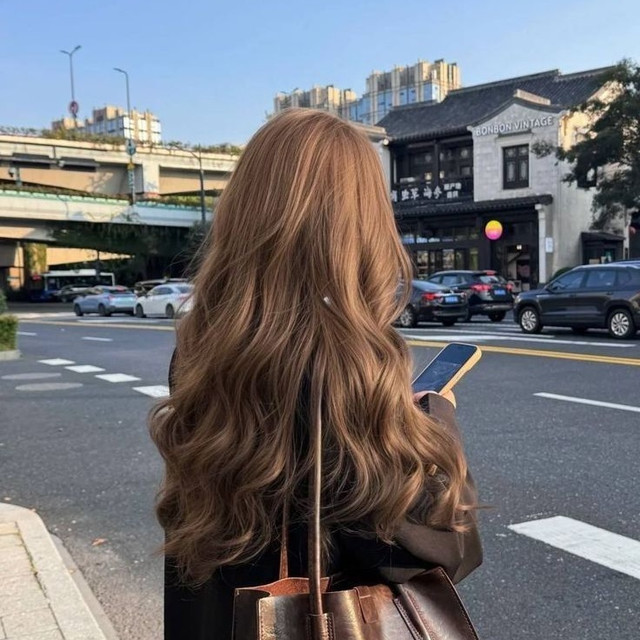 ผมสุขภาพดี ไม่ได้มีแค่ผมตรง