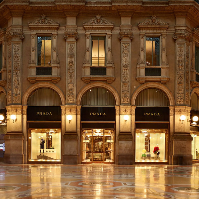 Prada Group ผลประกอบการ 2026 โตสวนกระแสลักชัวรีโลก