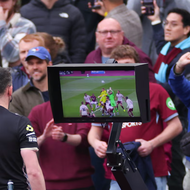 VAR ช่วย Arsenal ลุ้นแชมป์หลังชนะ West Ham
