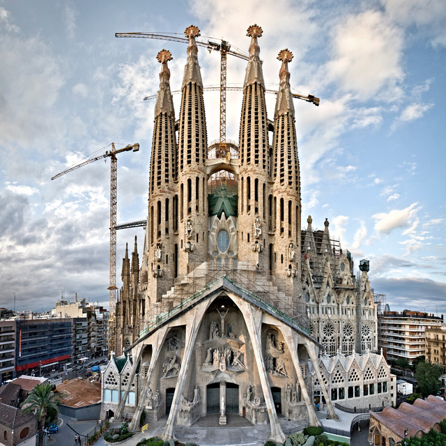 Sagrada Família ปิดตำนานก่อสร้าง 144 ปี สู่โบสถ์สูงสุดโลก