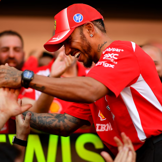 Hamilton คว้าชัยแรกกับ Ferrari หลังไร้แชมป์ 41 เรซ