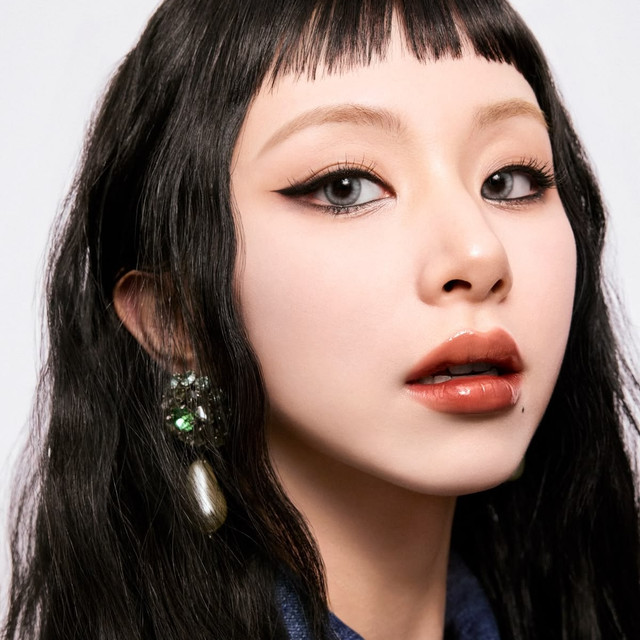 แชยอง Dolce&Gabbana Beauty เปิดลุคใหม่สะกดสายตาแฟนทั่วโลก