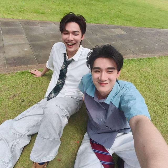 OPPO Family เปิดตัว The Portrait Expert  ดิว จิรวรรตน์ และ ธี ธีรเดช