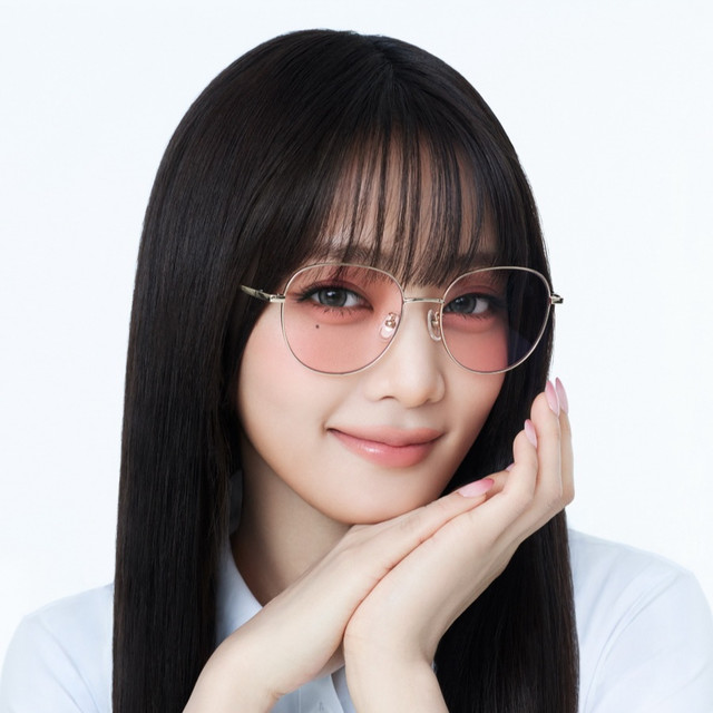 OWNDAYS เปิดตัว MINNIE พรีเซนเตอร์ใหม่ พร้อมคอลเล็กชันสุดพิเศษ