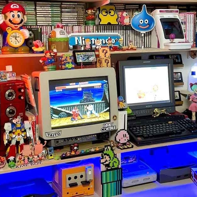 ไอเดียมุมเล่นเกม เปลี่ยนตู้เสื้อผ้าเป็น Gaming Setup สุดลับ