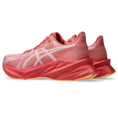 ASICS :  1012B776.701 DYNABLAST 5 WOMEN รองเท้าวิ่งผู้หญิง Image3