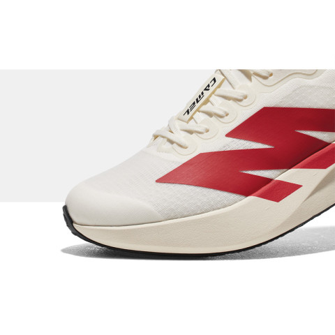 CAMEL CROWN รองเท้าวิ่งคาร์บอนไฟเบอร์สําหรับผู้ชายและผู้หญิง รองเท้ากีฬากันลื่นและระบายอากาศได้ Image3