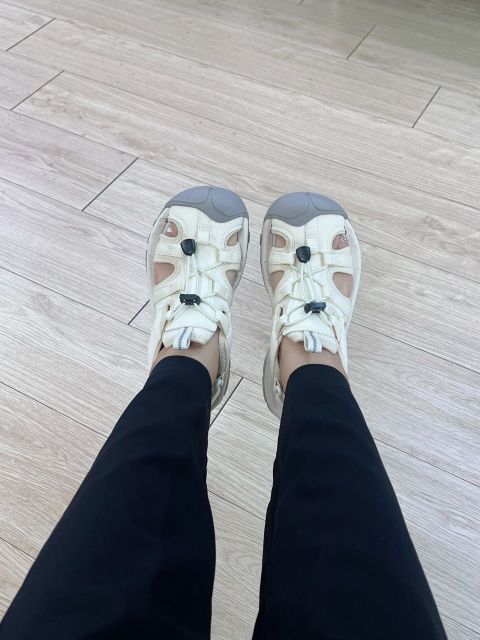 CAMEL กลางแจ้งผู้หญิงฤดูร้อนที่เดินทางมาพักผ่อนเป่าโถวรองเท้าแตะรองเท้าชายหาดระบายอากาศกันลื่นสวมทนรองเท้าน้ํา Image1