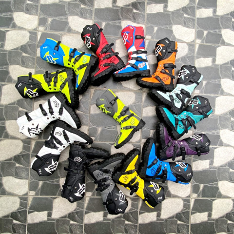 CROSS SHOES / MX SHOES / รองเท้า MOTOCROSS / TRAIL / รองเท้า ENDURO / รองเท้า ADVENTURE / รองเท้า ENDURO / รองเท้า MOUNTAIN / รองเท้า GTX / TOURING รองเท้า MOTORCYCLE / รองเท้า SV - SFSV-M Image2