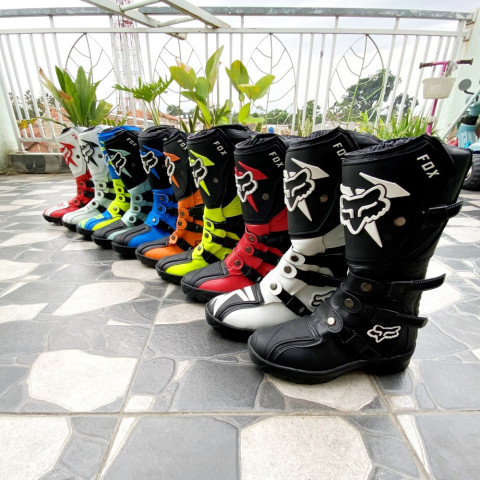 CROSS SHOES / MX SHOES / รองเท้า MOTOCROSS / TRAIL / รองเท้า ENDURO / รองเท้า ADVENTURE / รองเท้า ENDURO / รองเท้า MOUNTAIN / รองเท้า GTX / TOURING รองเท้า MOTORCYCLE / รองเท้า SV - SFSV-M Image3