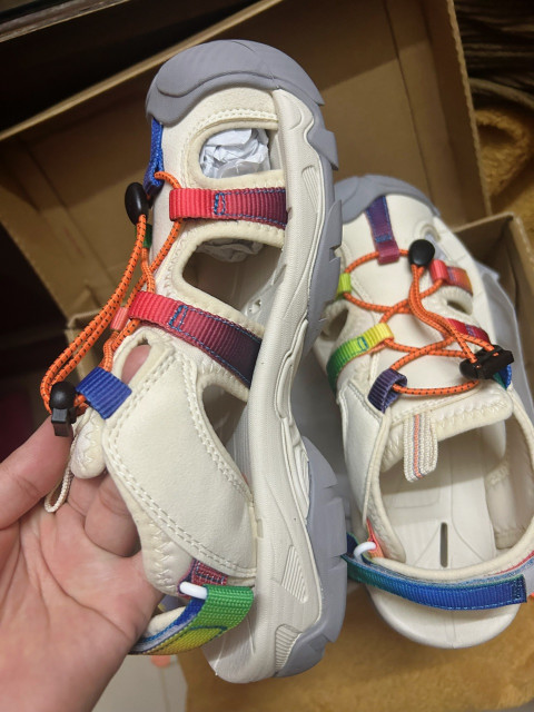 CAMEL กลางแจ้งผู้หญิงฤดูร้อนที่เดินทางมาพักผ่อนเป่าโถวรองเท้าแตะรองเท้าชายหาดระบายอากาศกันลื่นสวมทนรองเท้าน้ํา Image3