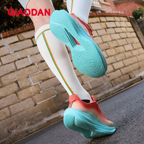 Qiaodan WIND 3TR รองเท้าวิ่งผู้ชาย ซ้อมวิ่งประจำวัน นุ่มเด้ง ซัพพอร์ตดี มั่นคง เบา 228g QDB023252297 Image6