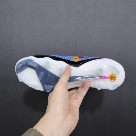 รองเท้าฟุตบอล Phantom 6 Elite FG Attack Pack กันลื่นและทนทาน ไซซ์: 36-45 Image6