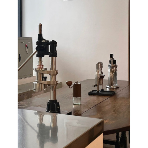 เครื่องสกัดกาเเฟ-Finite presso Lever 58 STARDUS model เดียวกับ Zentis M Image4