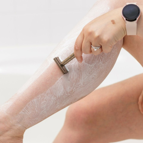 Henson Shaving Henson AL13 (Medium) มีดโกนคุณภาพสูง โกนได้เรียบเนียน ไม่ระคายเคือง เหมาะกับขนทั่วไป Image5