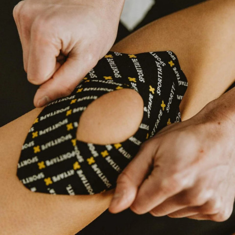 Sporttape Kinesiology Tape (Extra Branded) เทปพยุงกล้ามเนื้อ ระบายอากาศ กันน้ำ สำหรับนักกีฬา ขนาด 5cmx5m Image5