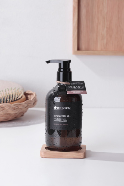 Reunrom ครีมอาบน้ำ ไนน์ตี้เอทเปอร์เซ็นต์เนเชอรัลเอสแอลเอส/เอสแอลอีเอสฟรีบอดี้คลีนเซอร์ 500ml เอนเนอไจซิงวู้ด แชมพู Image1