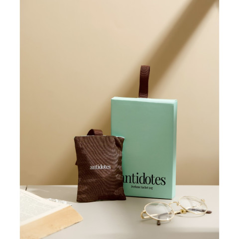 Antidotes Perfume Sachet | ถุงหอม 50 กรัม ใช้ในรถ หรือ ตู้เสื้อผ้า Image3