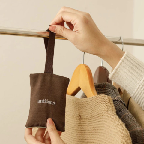 Antidotes Perfume Sachet | ถุงหอม 50 กรัม ใช้ในรถ หรือ ตู้เสื้อผ้า Image7