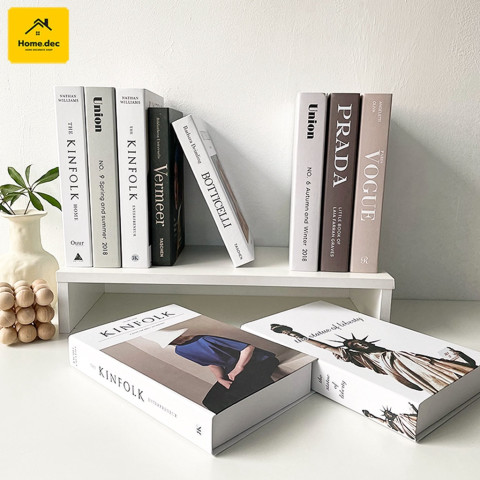 หนังสือปลอม พร็อพสำหรับใช้ในการถ่ายภาพ ลวดลายสวยงามคมชัดเหมือนจริง