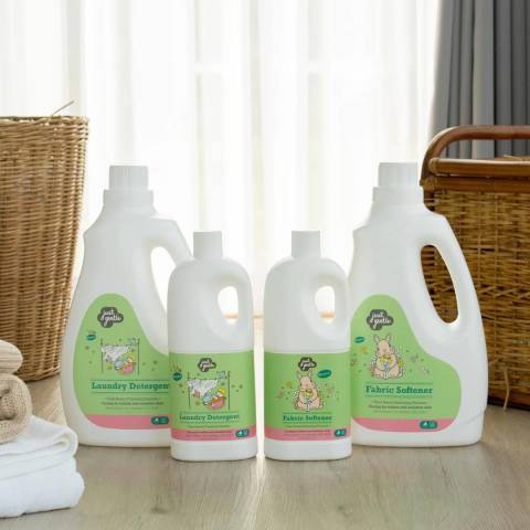 น้ำยาซักผ้าสำหรับเสื้อผ้าเด็ก Just Gentle Laundry Detergent๋ Image4