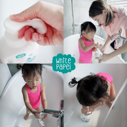 [ซื้อ 4ฟรี1] White Papel (ไวท์พาเพล) โฟมอาบน้ำเด็ก ครีมอาบน้ำ ออร์แกนิค ล้างง่าย สบายตัว ใช้ได้ทั้งอาบและสระ 250ml. Image4