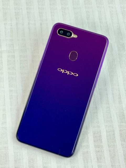 ออปโป้ f9 แรม 6รอม64มีระบบสแกนนิ้วสวยๆพร้อมใช้งานแถมชุดชาร์จ Image1